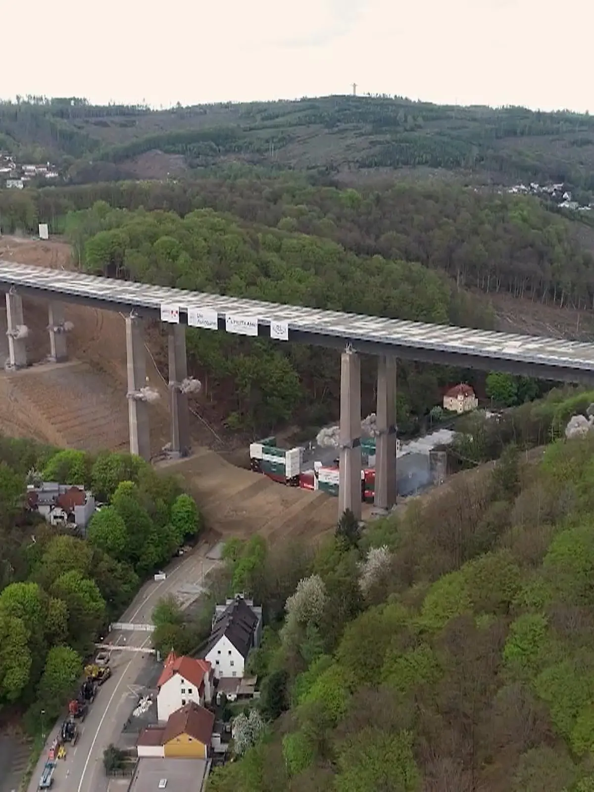 Bild zu: "U-Ausschuss zum Brückendesaster"