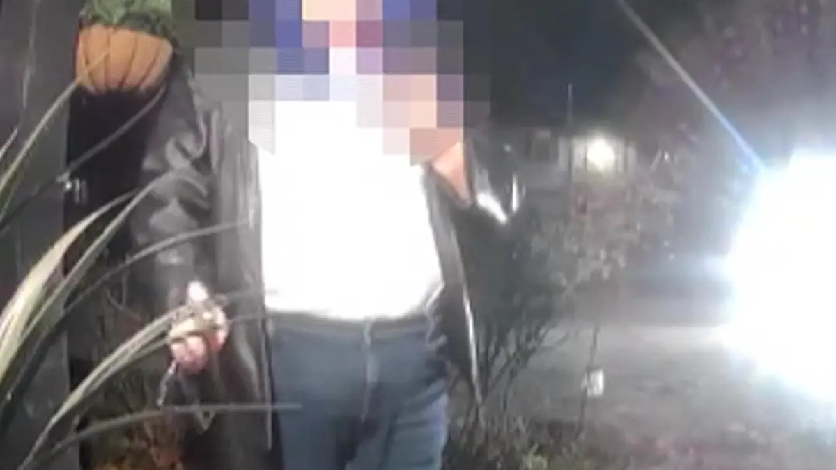 Lieferantin vergiftet Essen DAMIT - und filmt es sogar  „Meine Frau hätte tot sein können"