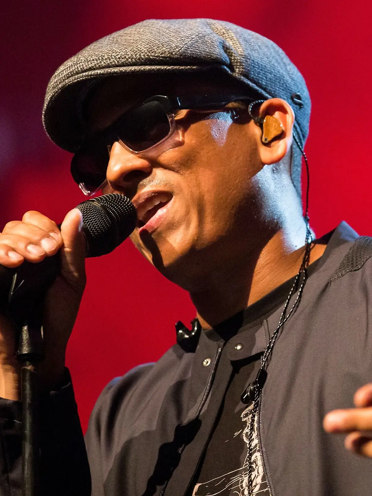 Bild zu: "Xavier Naidoo irritiert auf Demo mit Kannibalen-Aussagen"