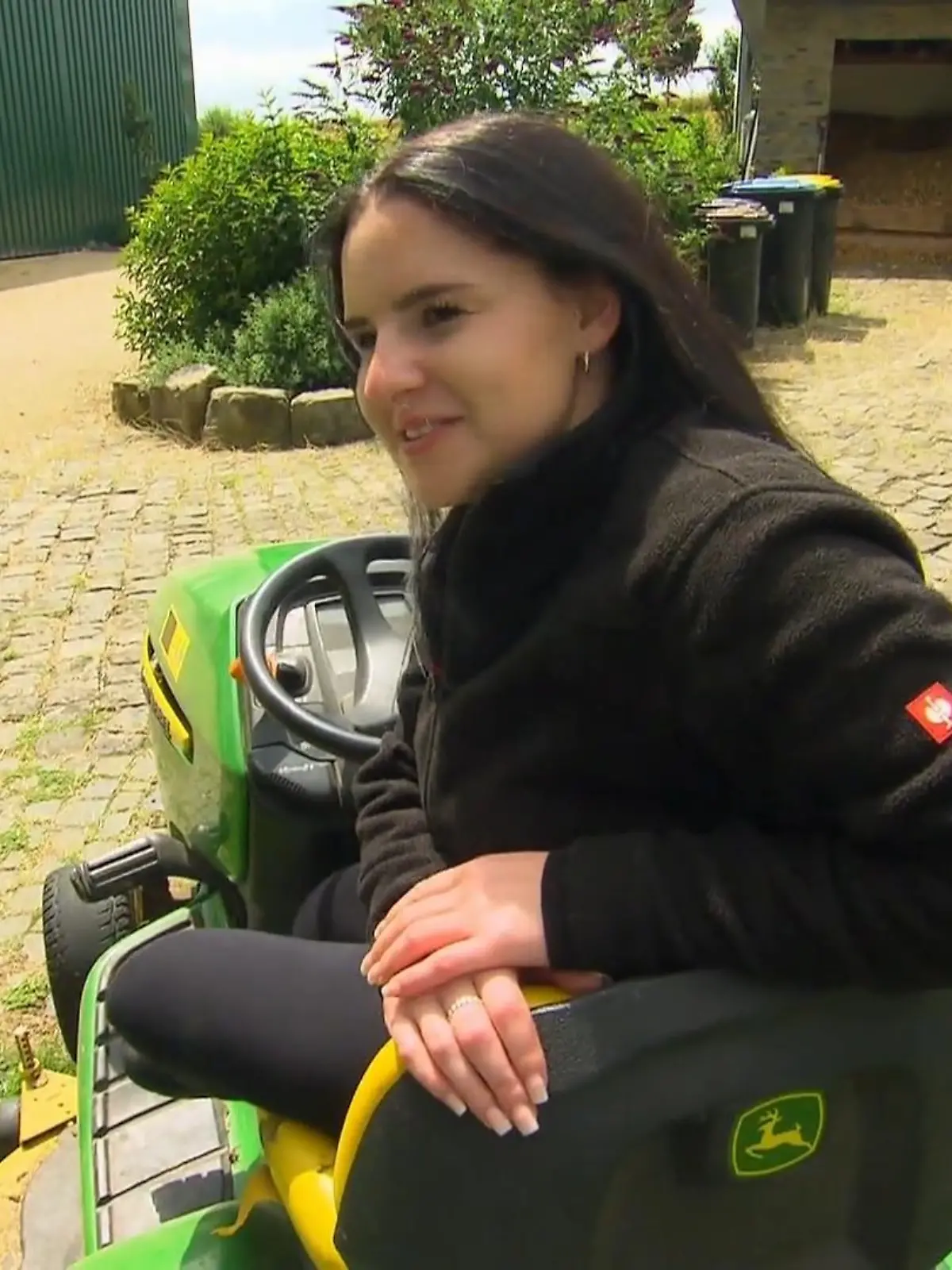 Bild zu: "Michi & Valentina geben Vollgas im Grünen"