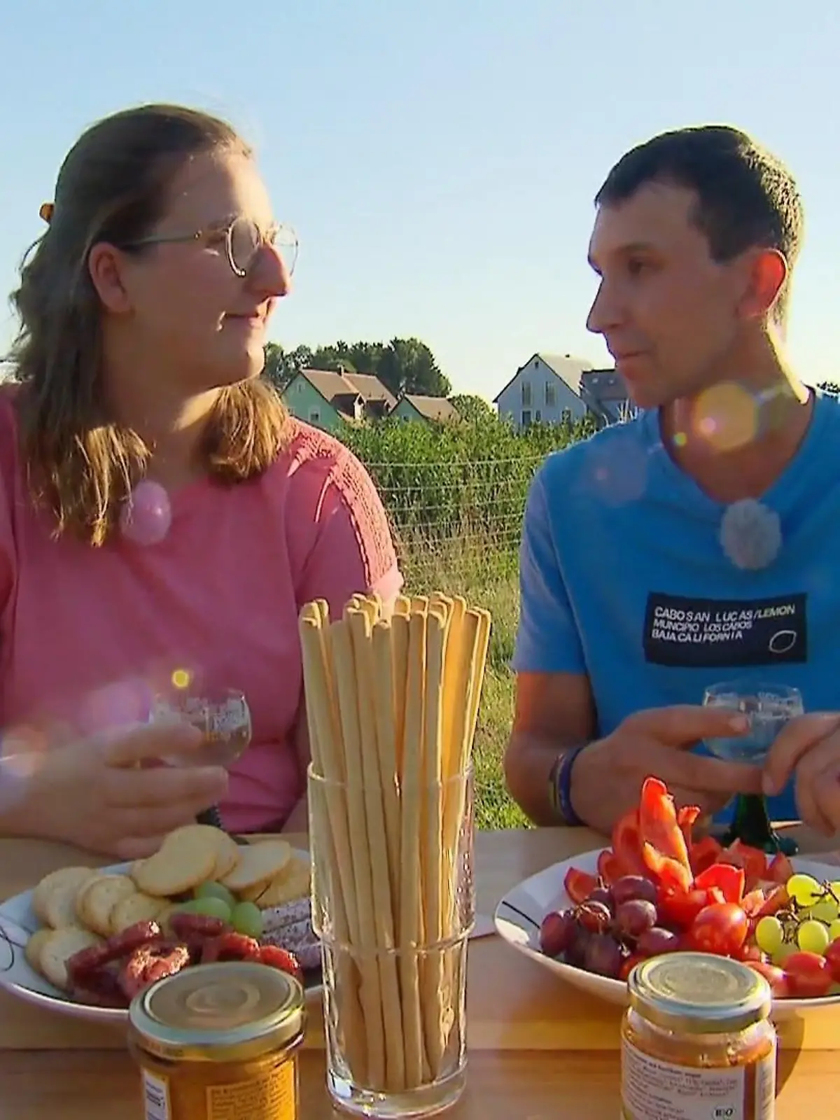 Bild zu: "Julia spürt die ersten Schmetterlinge"