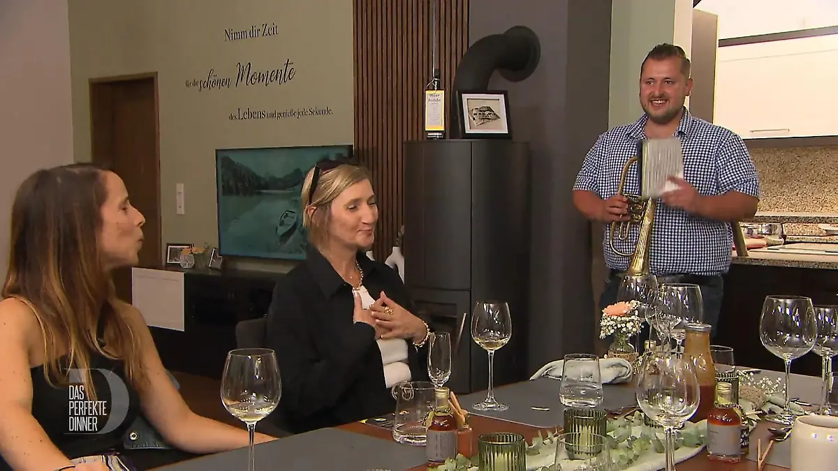 Jürgen hat heute ein Geburtstagskind zu Gast Hoch soll sie leben beim perfekten Dinner!