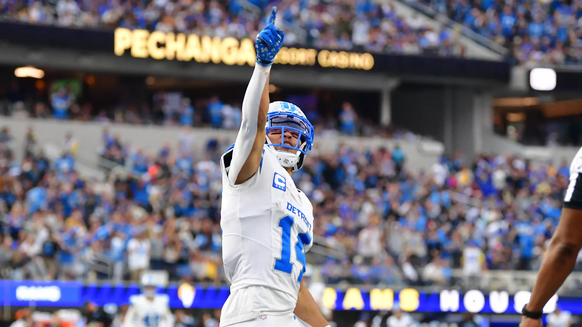 Jubelt Amon-Ra St. Brown mit den Lions gegen die Steelers? Alle NFL-Spiele in Week 16 bei RTL in TV und Stream im Überblick.
