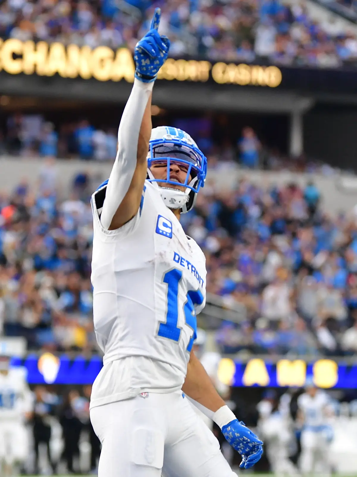 Jubelt Amon-Ra St. Brown mit den Lions gegen die Steelers? Alle NFL-Spiele in Week 16 bei RTL in TV und Stream im Überblick.