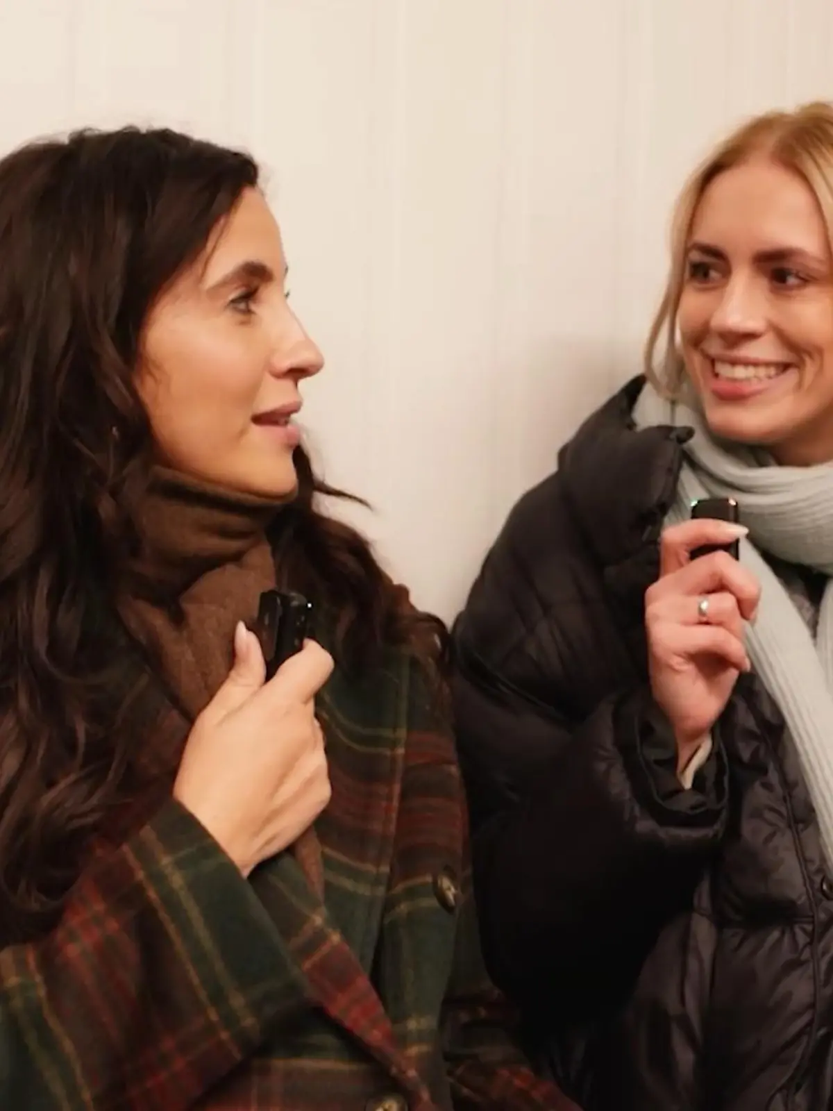 Bild zu: "Chryssanthi und Lara verraten mehr zum Jahreswechsel"