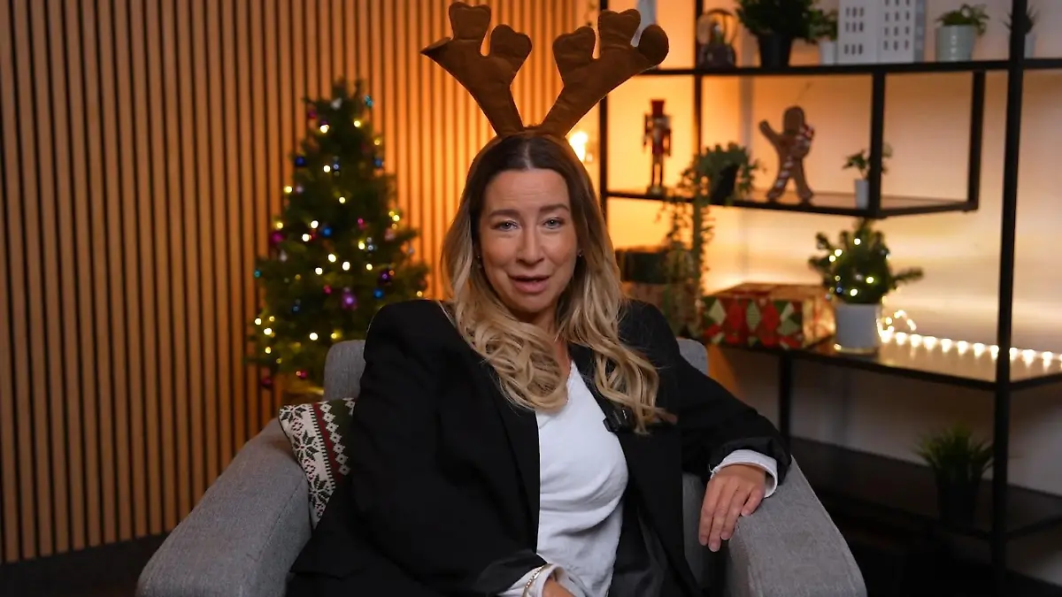 -Unter-uns-Stars-verraten-uns-wie-sie-Weihnachten-feiern