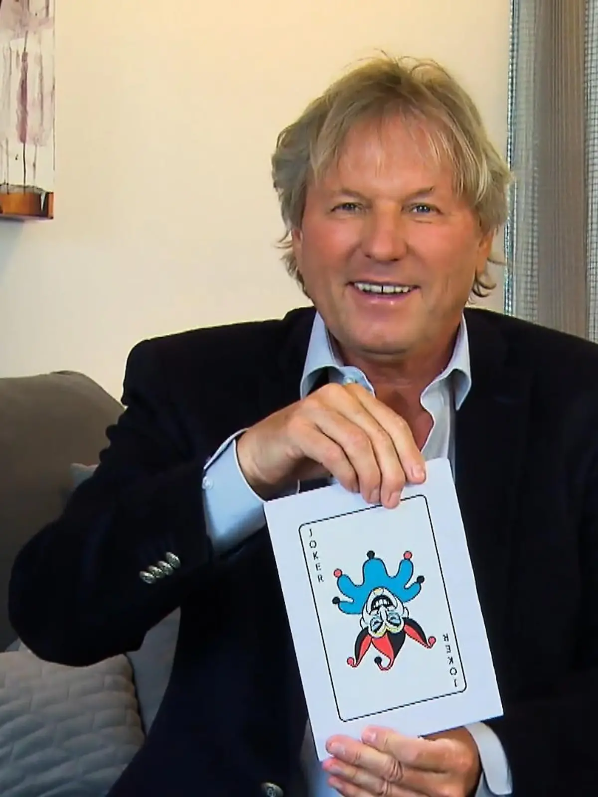 Bernhard Brink stellt sich den Fragen von "Ein Promi ein Joker"