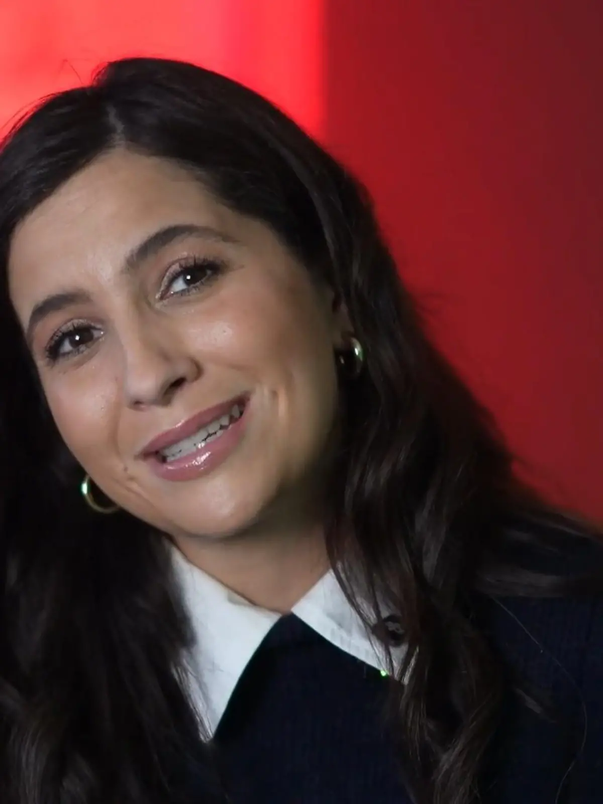 Bild zu: "Chryssanthi Kavazi schaut für Laura in die Glaskugel"