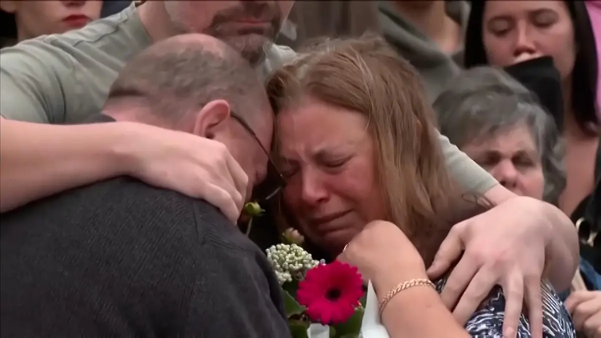 Totes Mädchen von Bondi Beach! Jetzt sprechen die Eltern von Matilda (†10) Tausende weinen mit ihnen