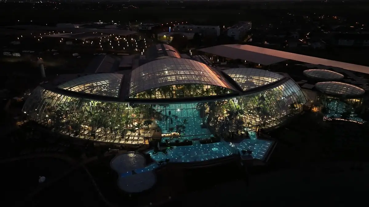 Urlaub-unter-Palmen-Therme-Euskirchen-feiert-Jubil-um