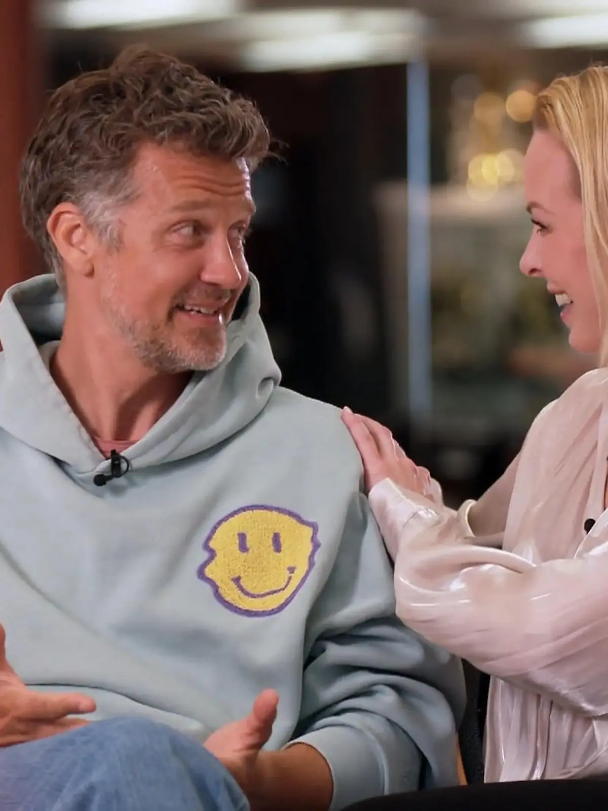 Bild zu: "Wiedersehen bei Wayne & Isabel"