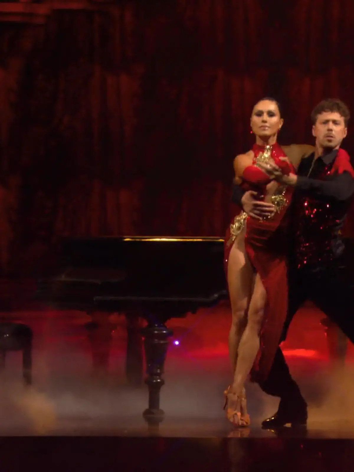 Bild zu: "Nazan und Valentin tanzen den Tango"