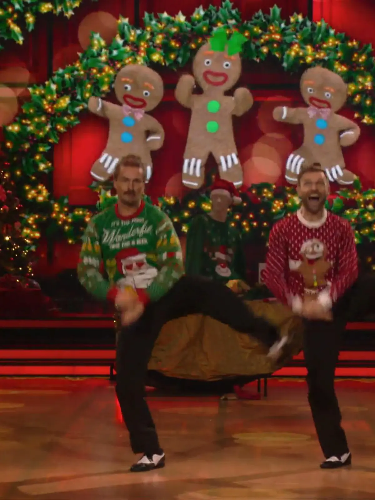 Bild zu: "Nicolas und Vadim liefern beim Charleston"