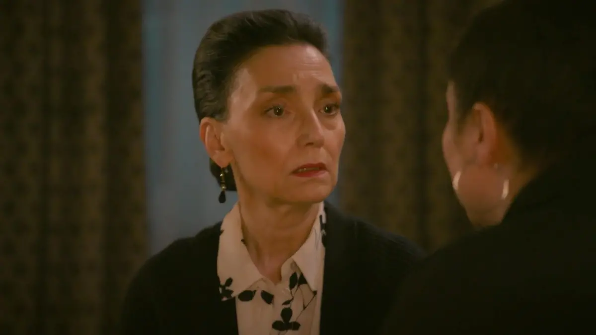 AWZ-Folge vom 01.01.26 auf RTL+: Simone fleht Vanessa an, um Richards Leben  zu kämpfen