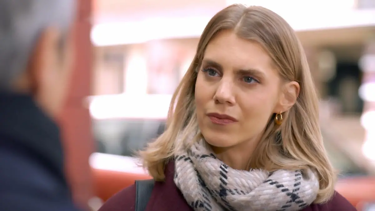 „Unter uns“-Folge vom 31.12.25 auf RTL+: Stella gerät wegen Benedikt ins  Grübeln