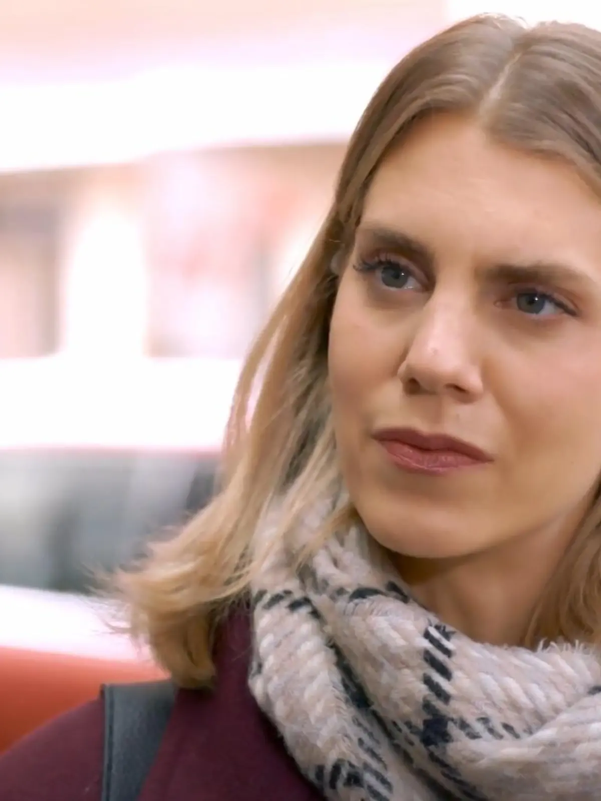 Unter uns: Stella gerät wegen Benedikt ins Grübeln