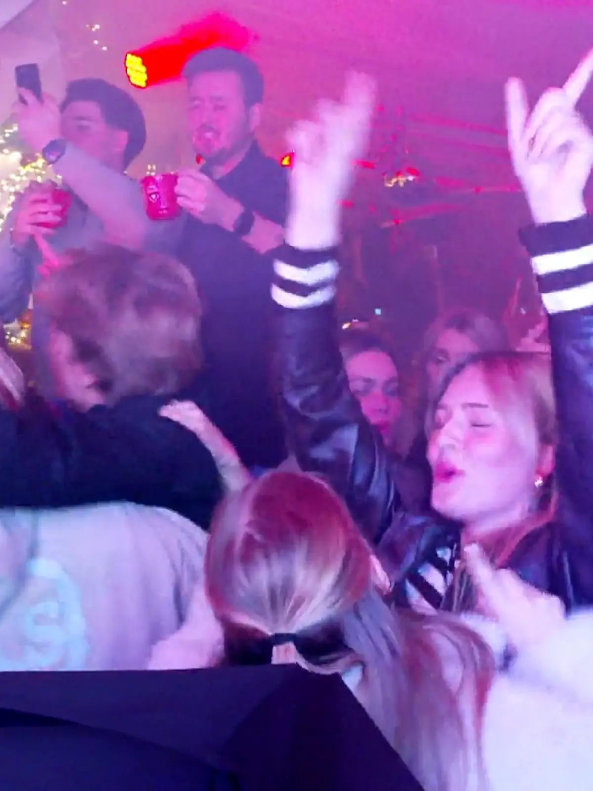 Bild zu: "Partyreihe in Düsseldorf"