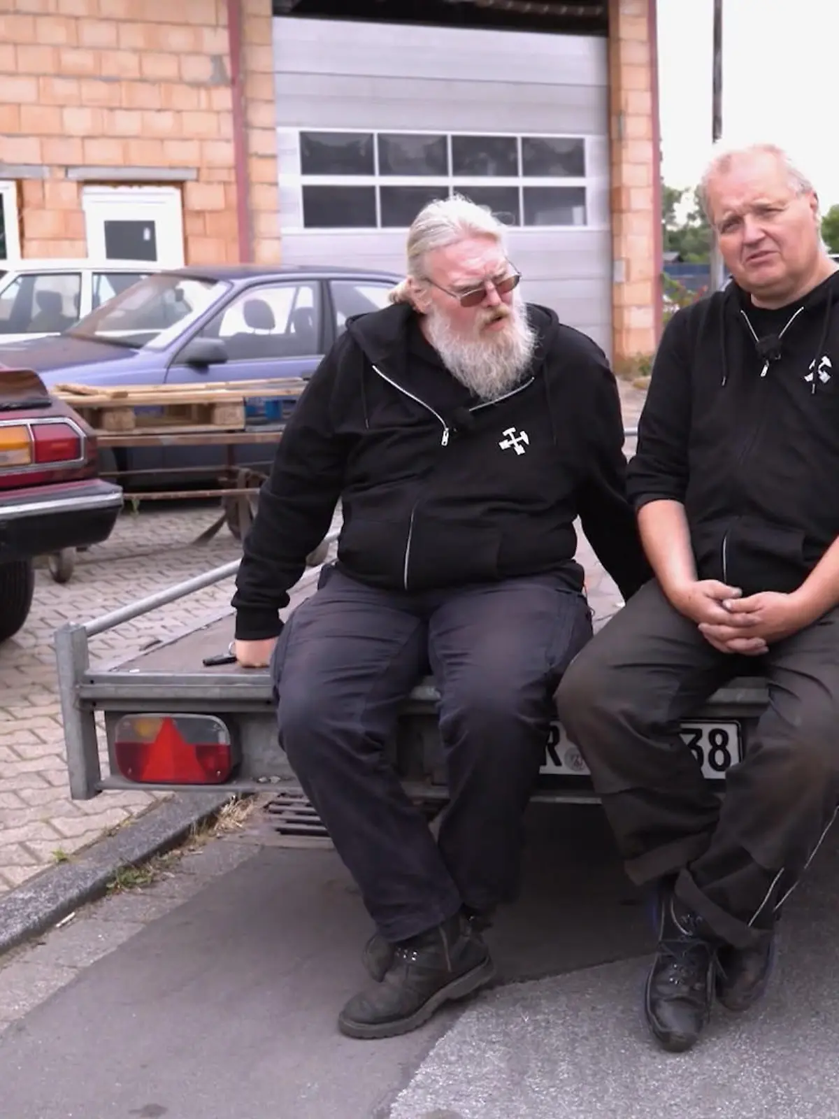 Bild zu: "Vergessene Autos bekommen neues Leben"