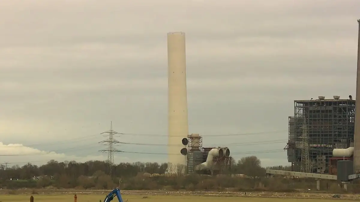 Schornstein-Sprengung in Voerde Kraftwerk wird abgerissen