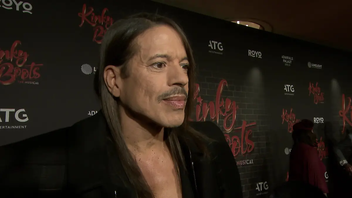 Jorge González bei der Premiere des Musicals „Kinky Boots” in Berlin