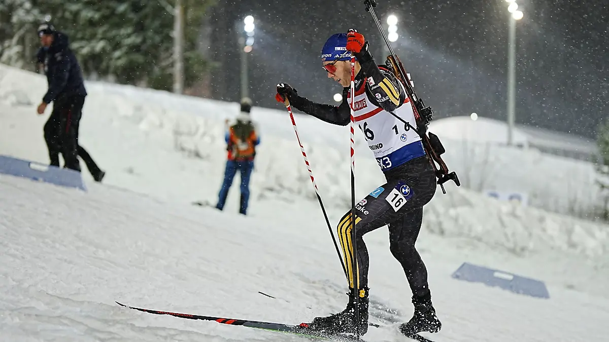 Biathlet-Strelow-verpasst-Rang-drei-um-0-5-Sekunden