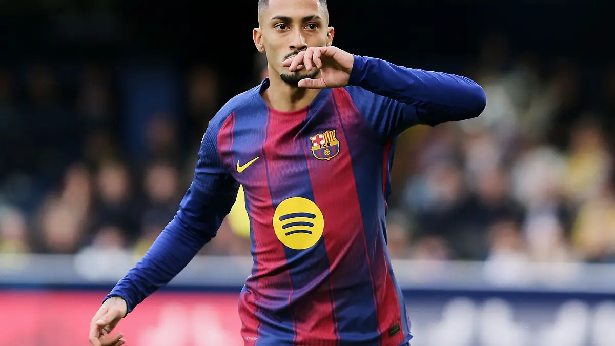 Raphinha brachte den FC Barcelona per Foulelfmeter früh in Führung.