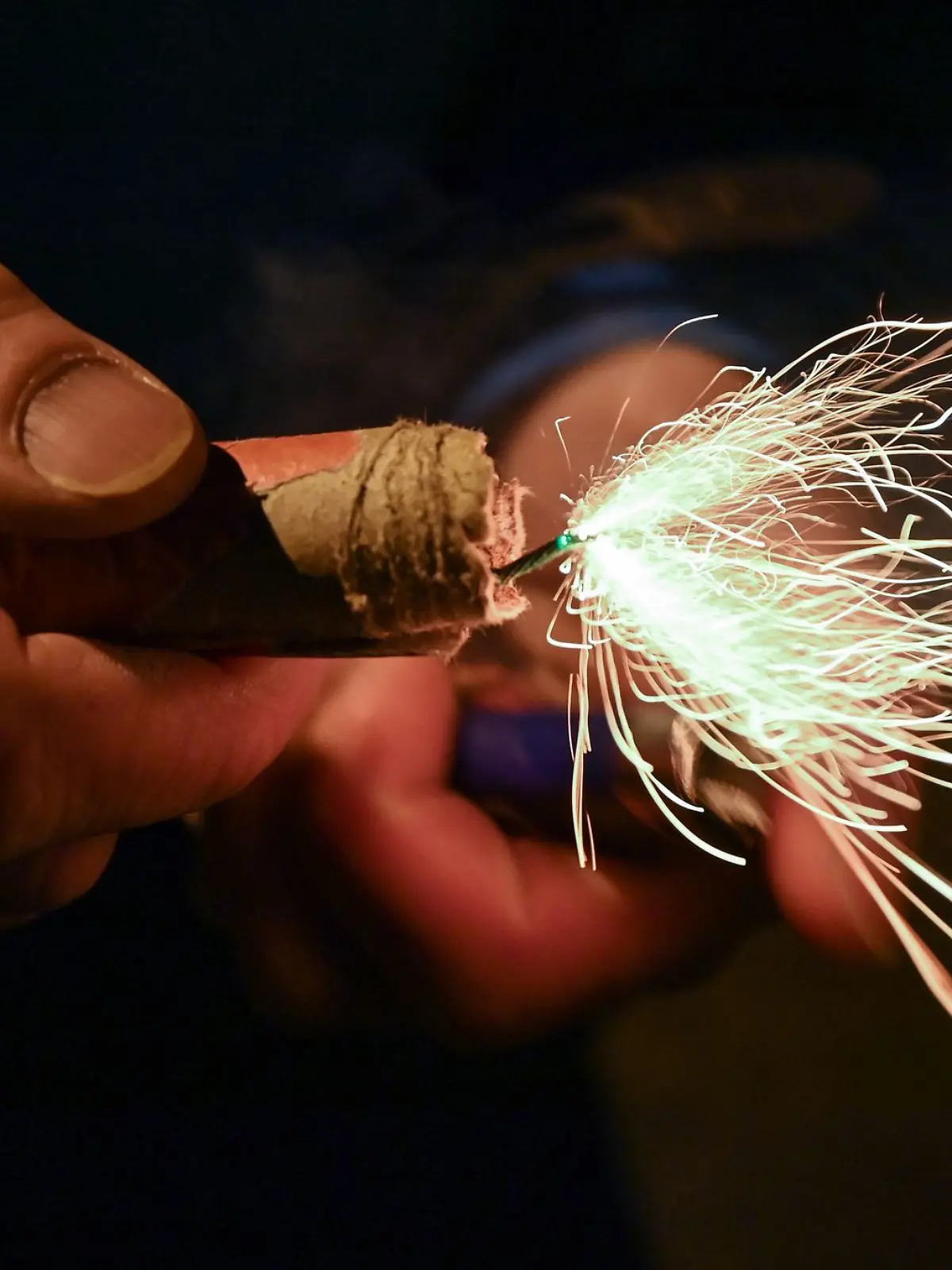 Bild zu: "Böller-Drama in Ratingen! Brand zerstört Wohnung – zwei Verletzte!"