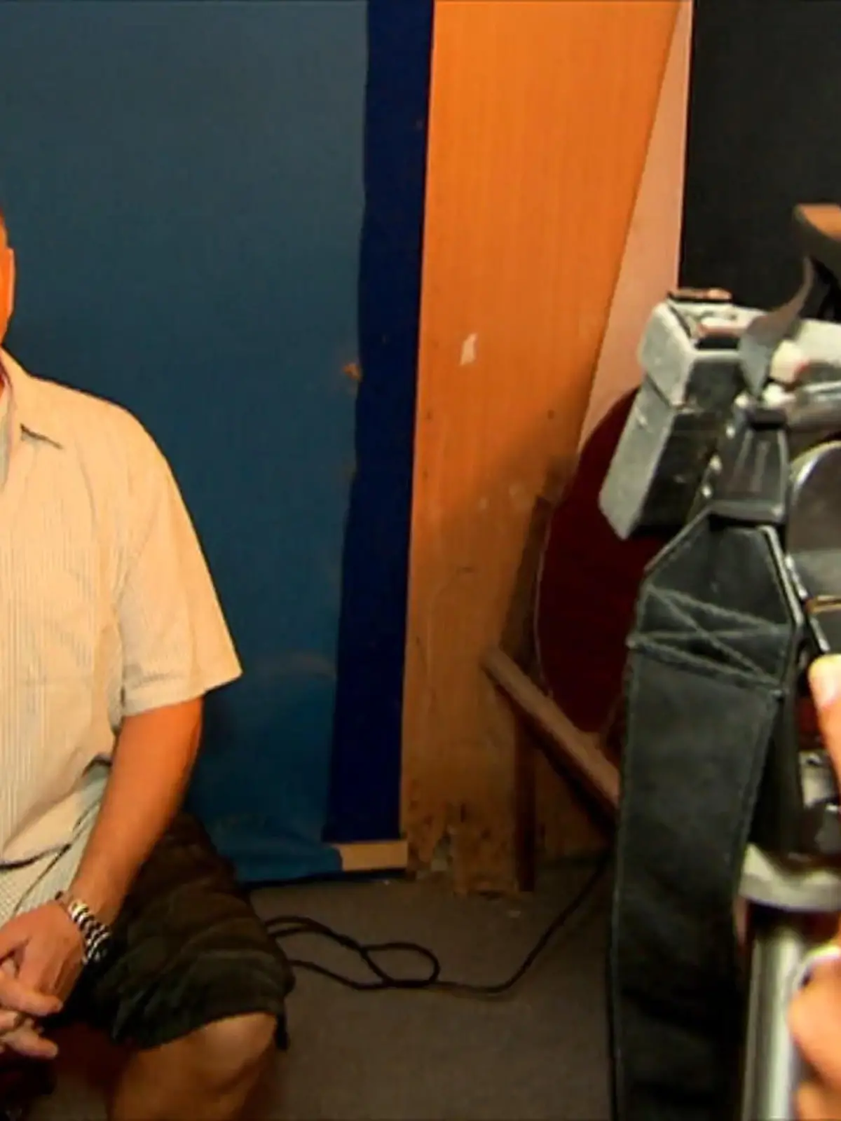 Bild zu: "Papierkrieg für den Neustart"