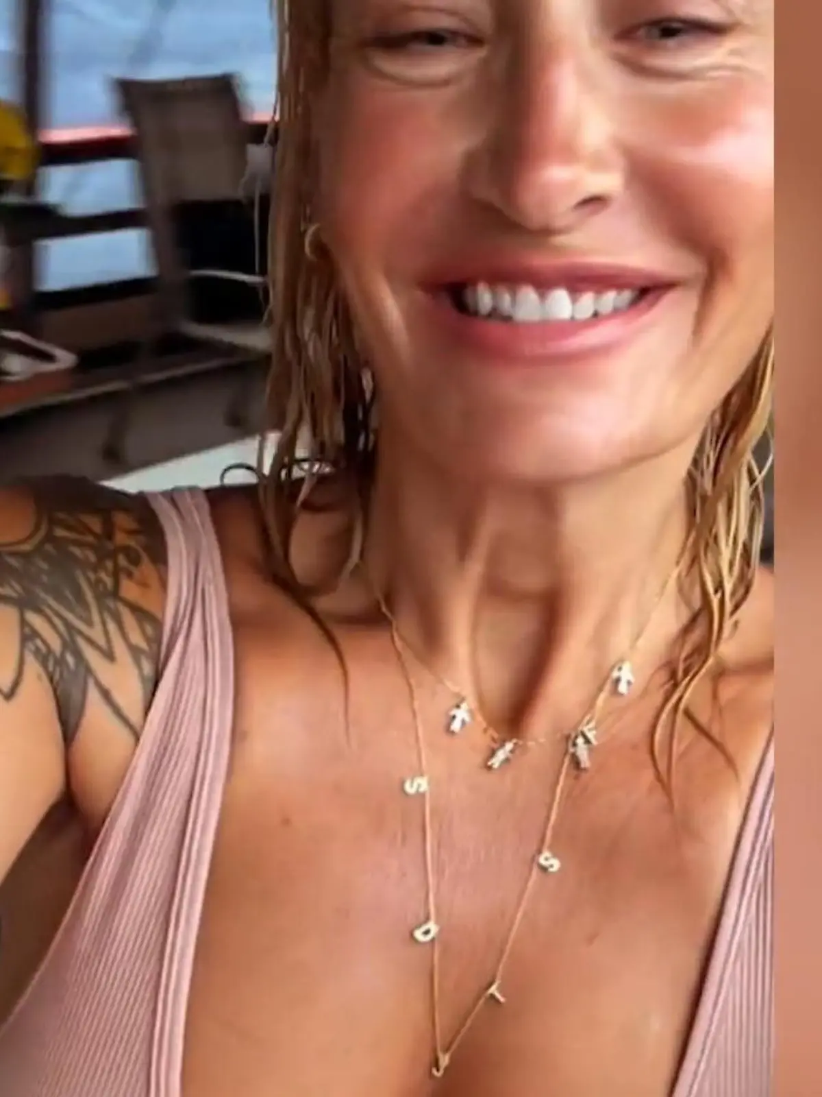 Bild zu: "Sarah Connors Weihnachtszeit wird zum knallharten Dschungeltest"