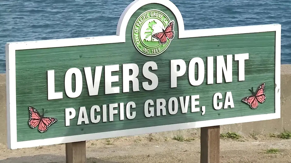  Lovers Point in Monterrey