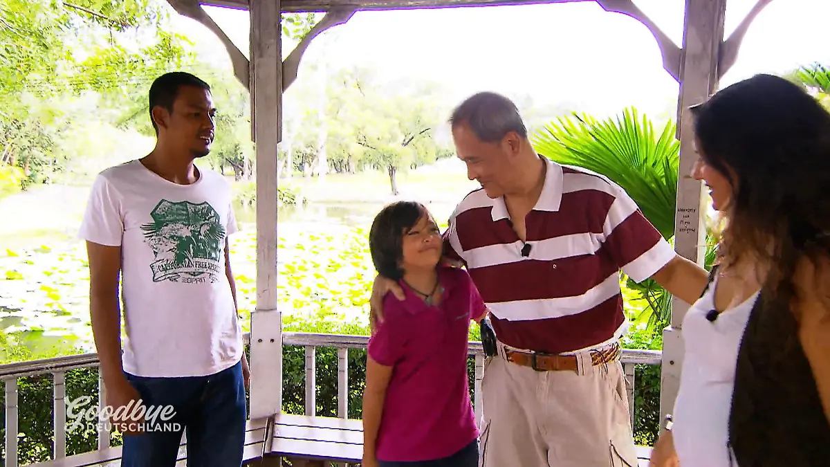 Skepsis bei Paranis Vater Familienrat in Bangkok