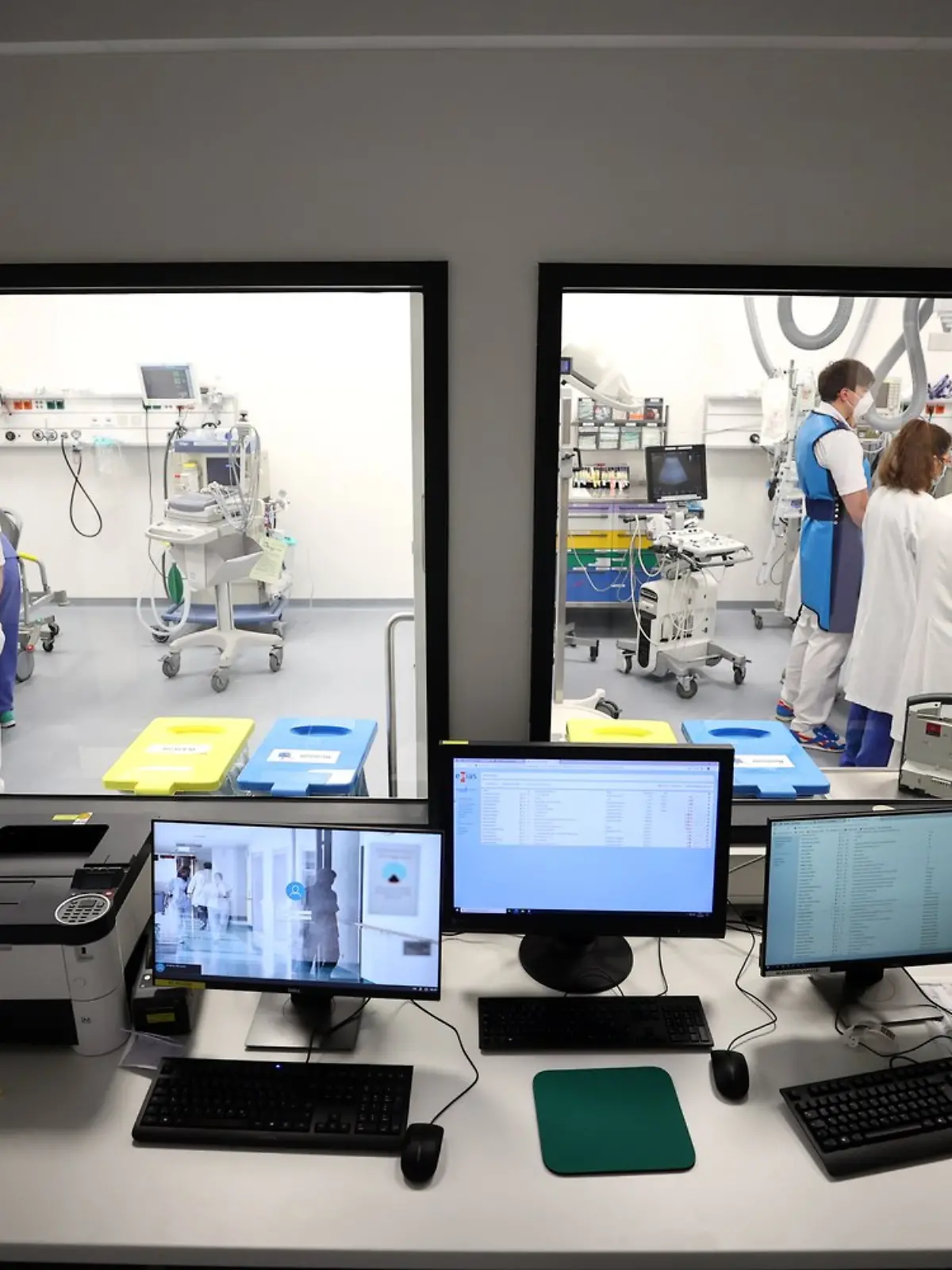 Ein Blick in die beiden Schockräume der Notaufnahme im Klinikum Darmstadt