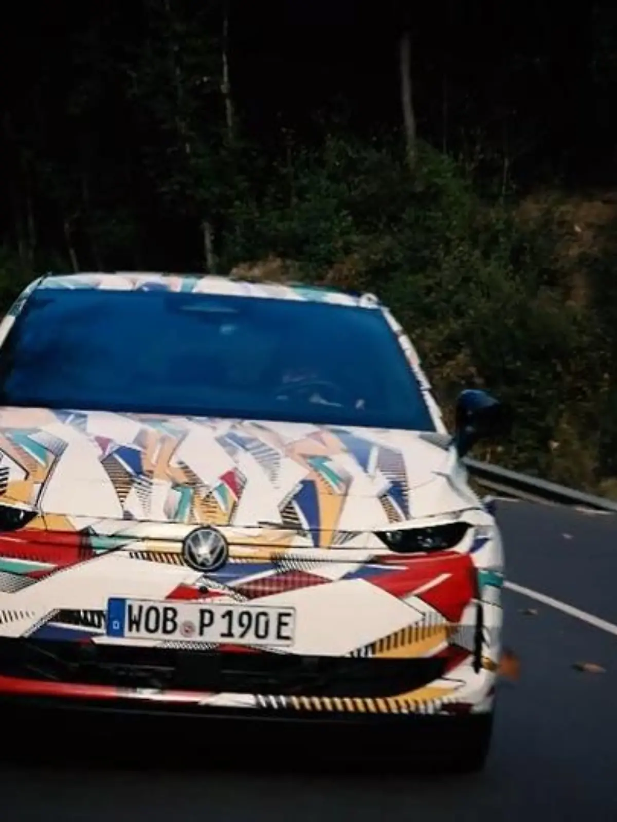 Bild zu: "Lance David Arnold testet den neuen VW ID. Polo"