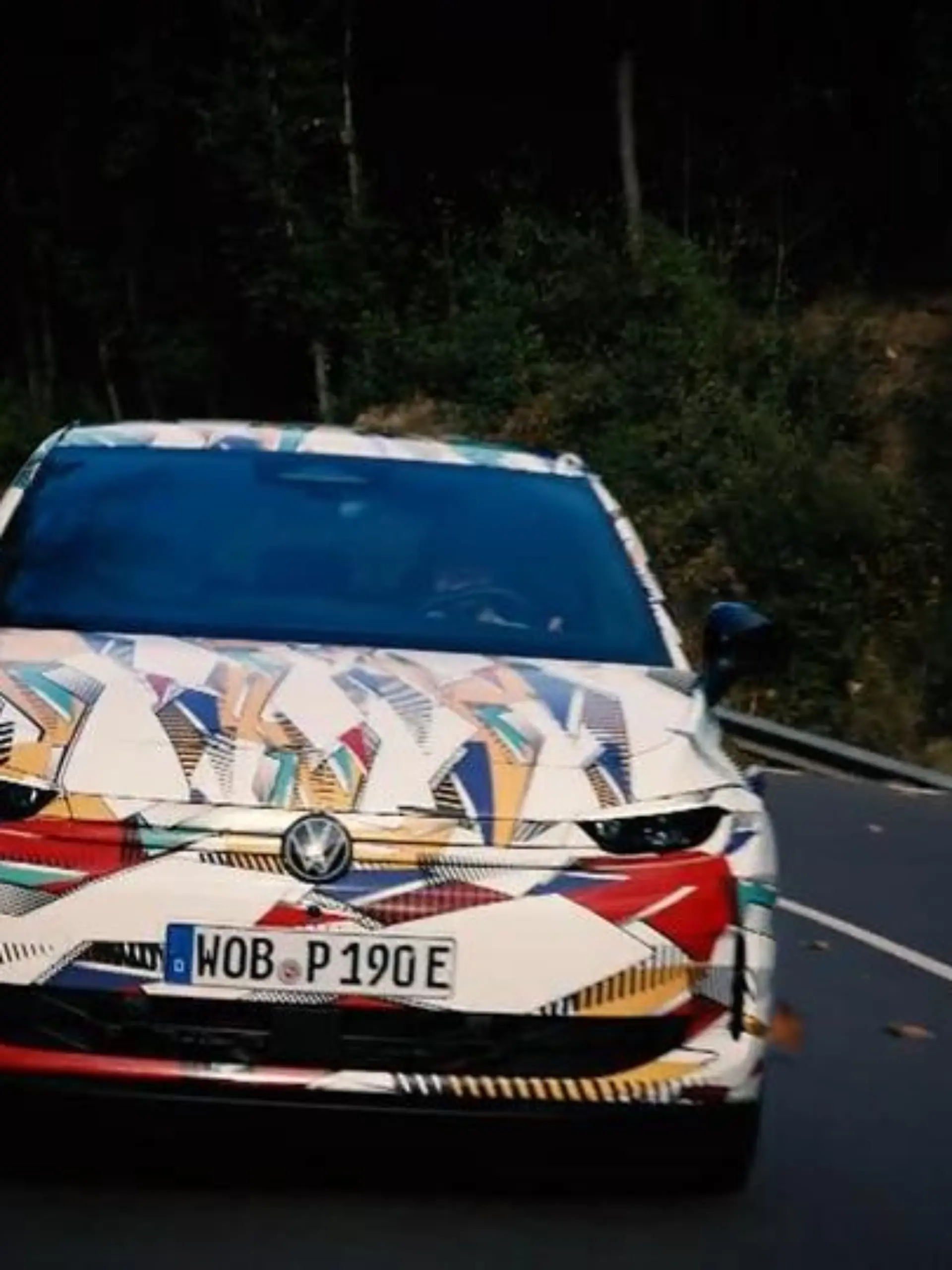 Bild zu: "Lance David Arnold testet den neuen VW ID. Polo"