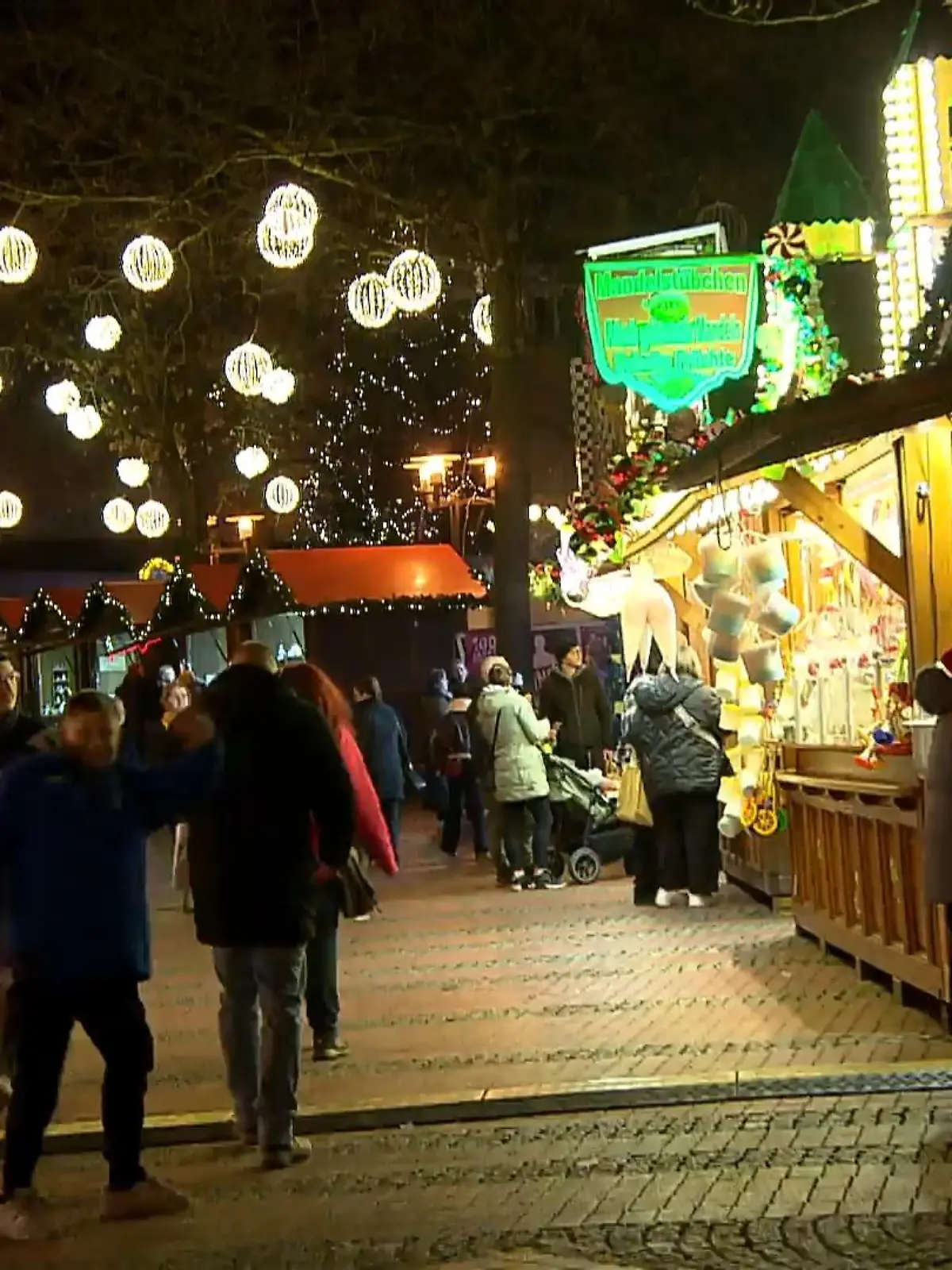 Bild zu: "Weihnachtsmarkt ist Wirtschaftsmotor"