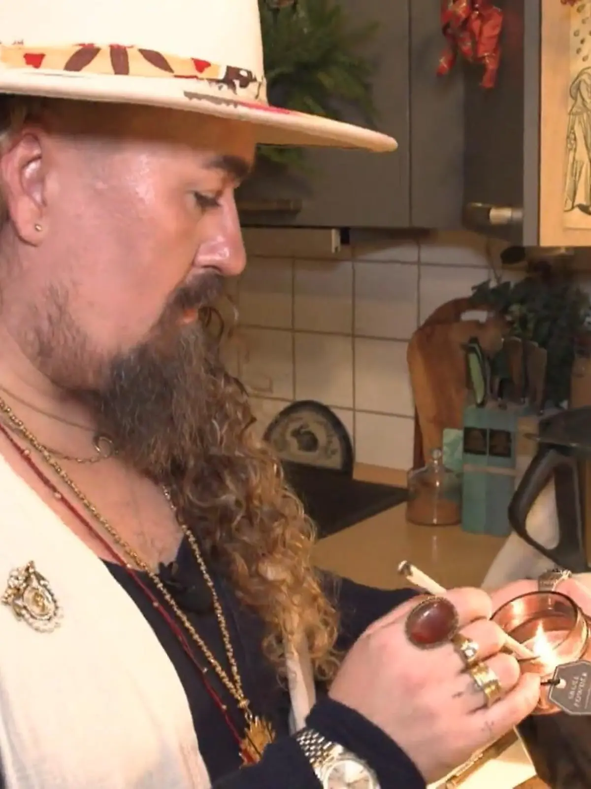 Bild zu: "Promi-Hype um Raunächte"