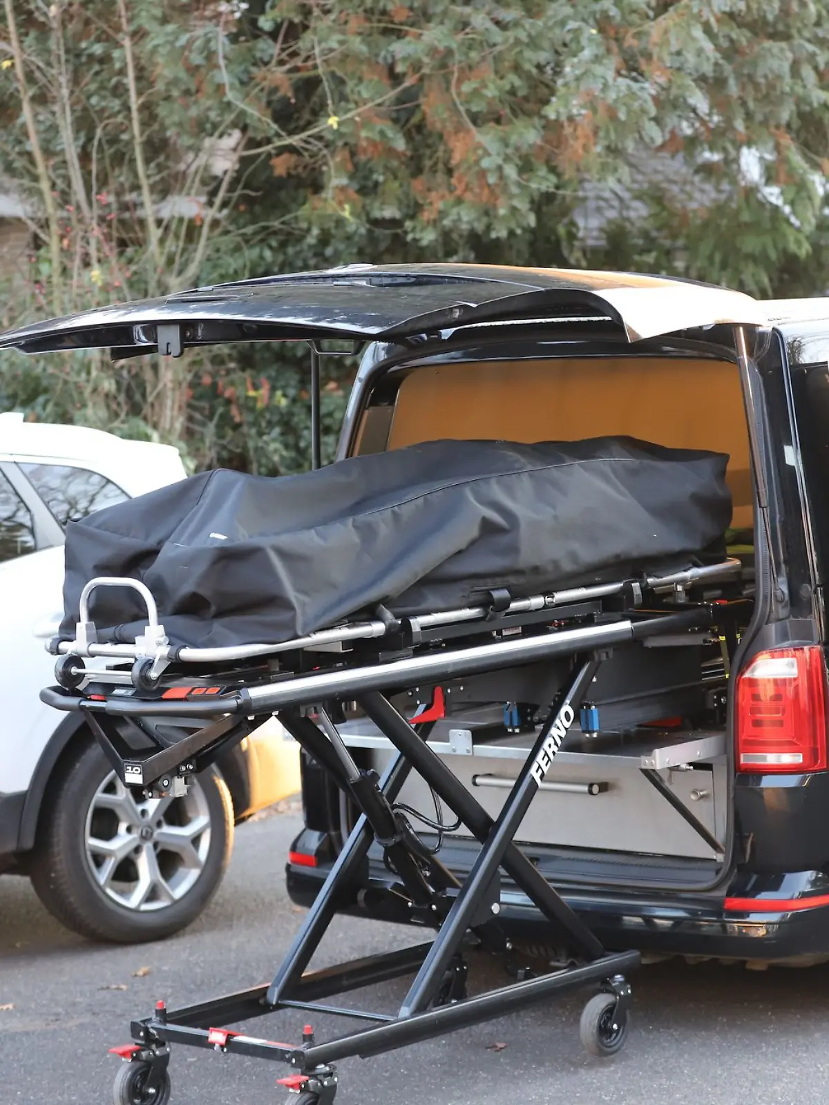 Bild zu: "Tragödie an Weihnachten! Pflegerin (48) ertrinkt in Gartenteich"