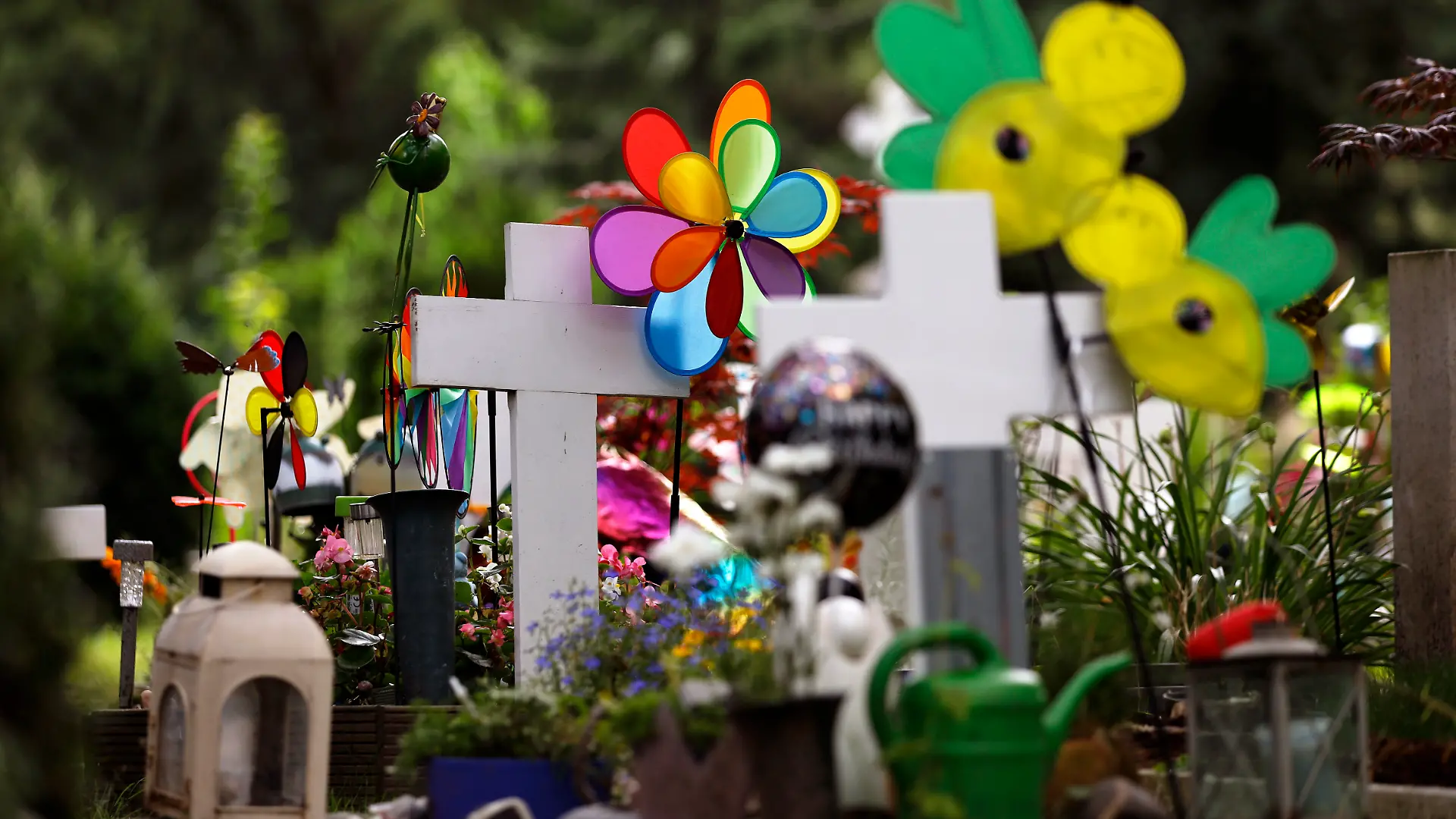 Symbolfoto Kindergräber