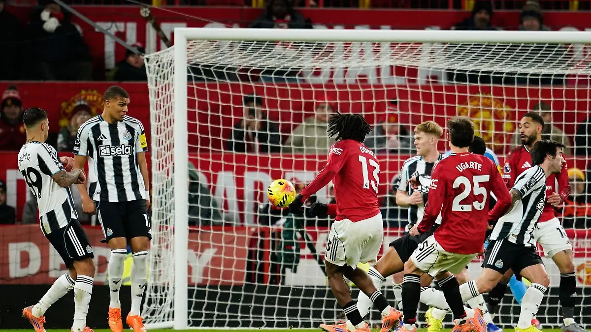 Newcastle-verliert-Woltemade-ungl-cklich-am-Boxing-Day