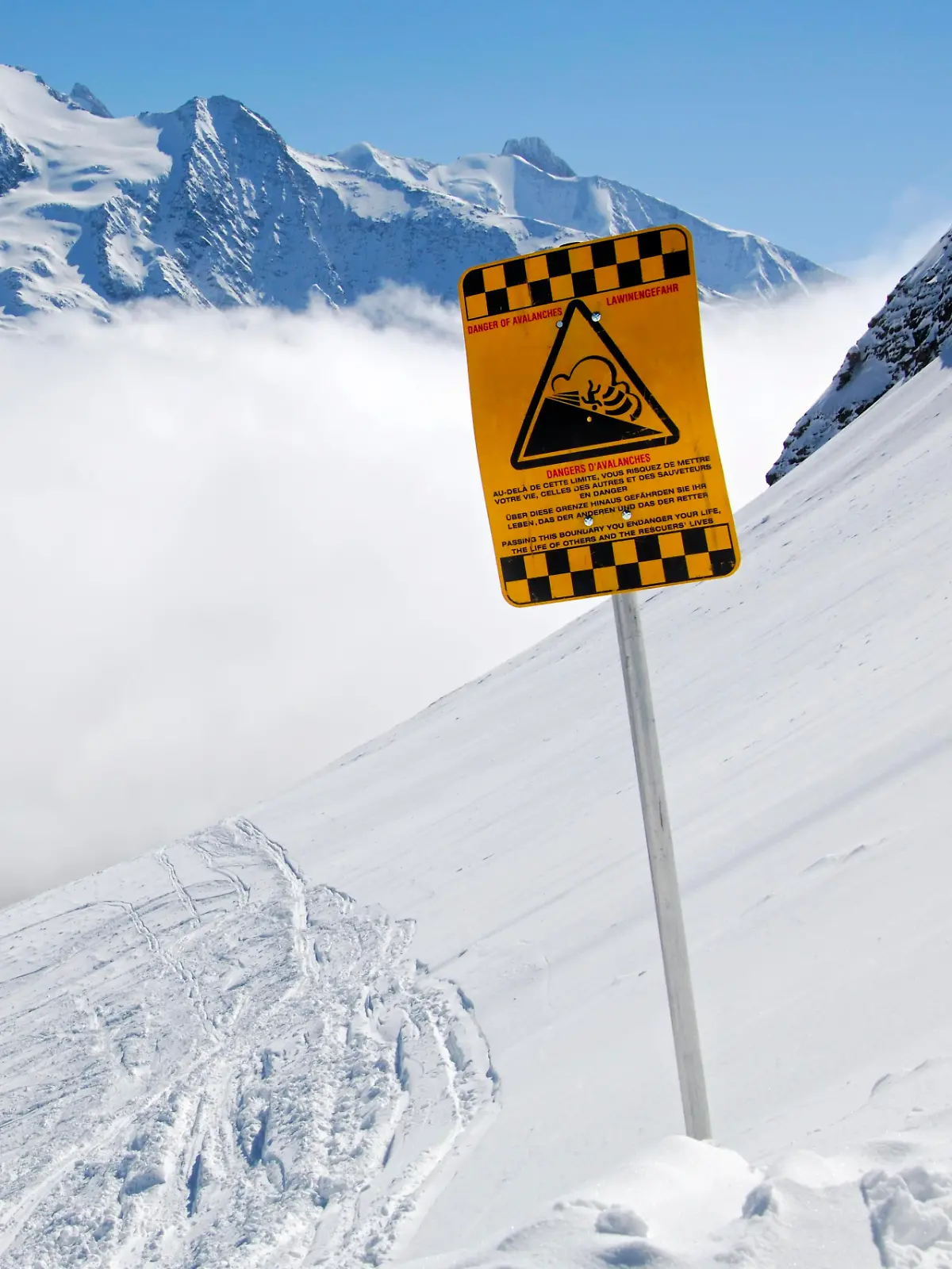 Bild zu: "Lawinen-Drama in den französischen Alpen – zwei Menschen sterben "