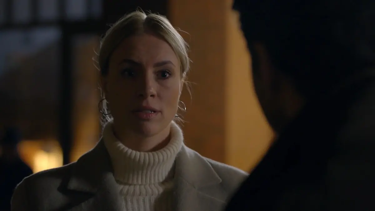 Zoe verfällt wieder in alte Muster GZSZ-Folge 8435 vom 2. Januar 2025 auf RTL+