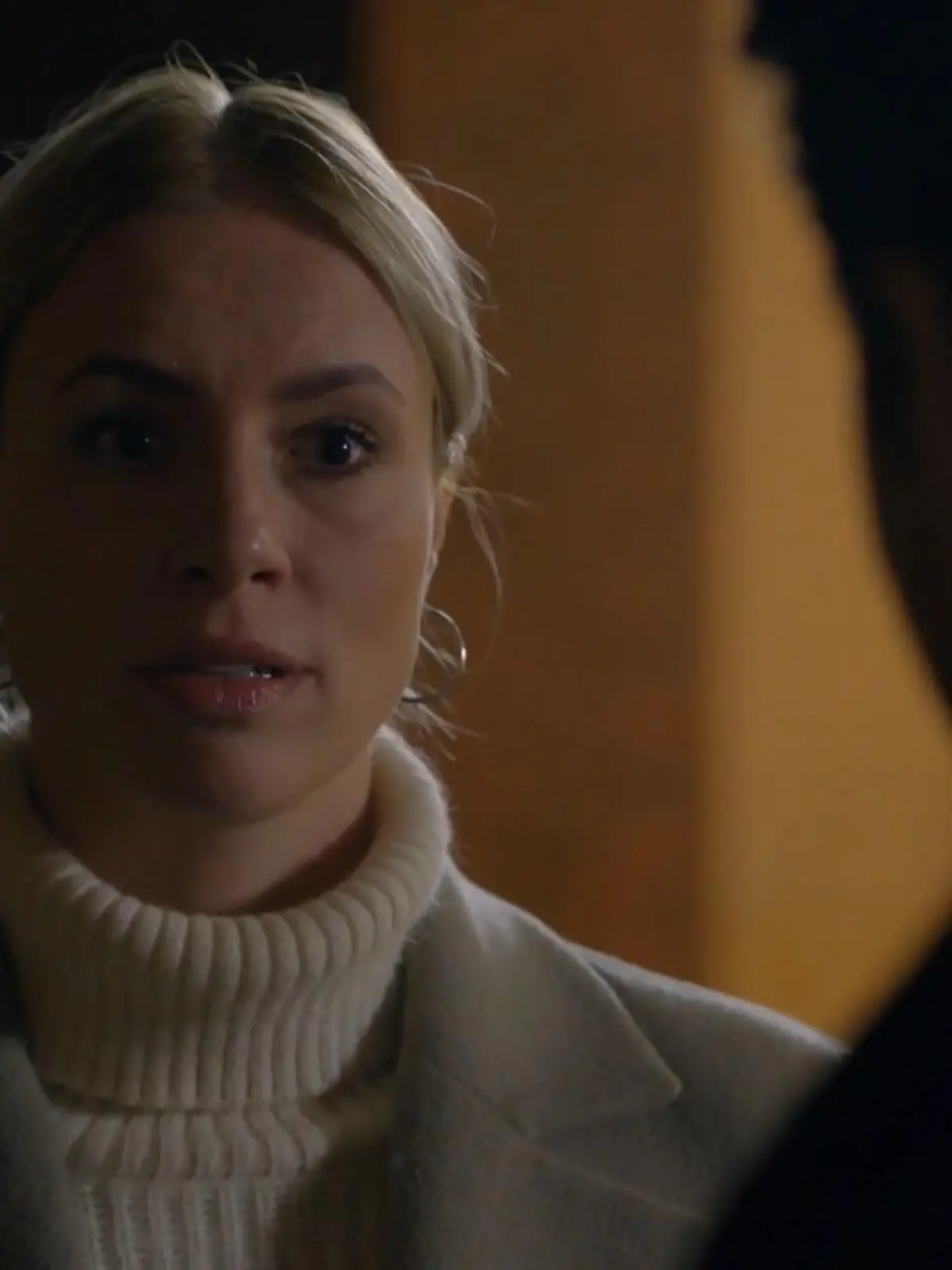 Bild zu: "Zoe verfällt wieder in alte Muster"