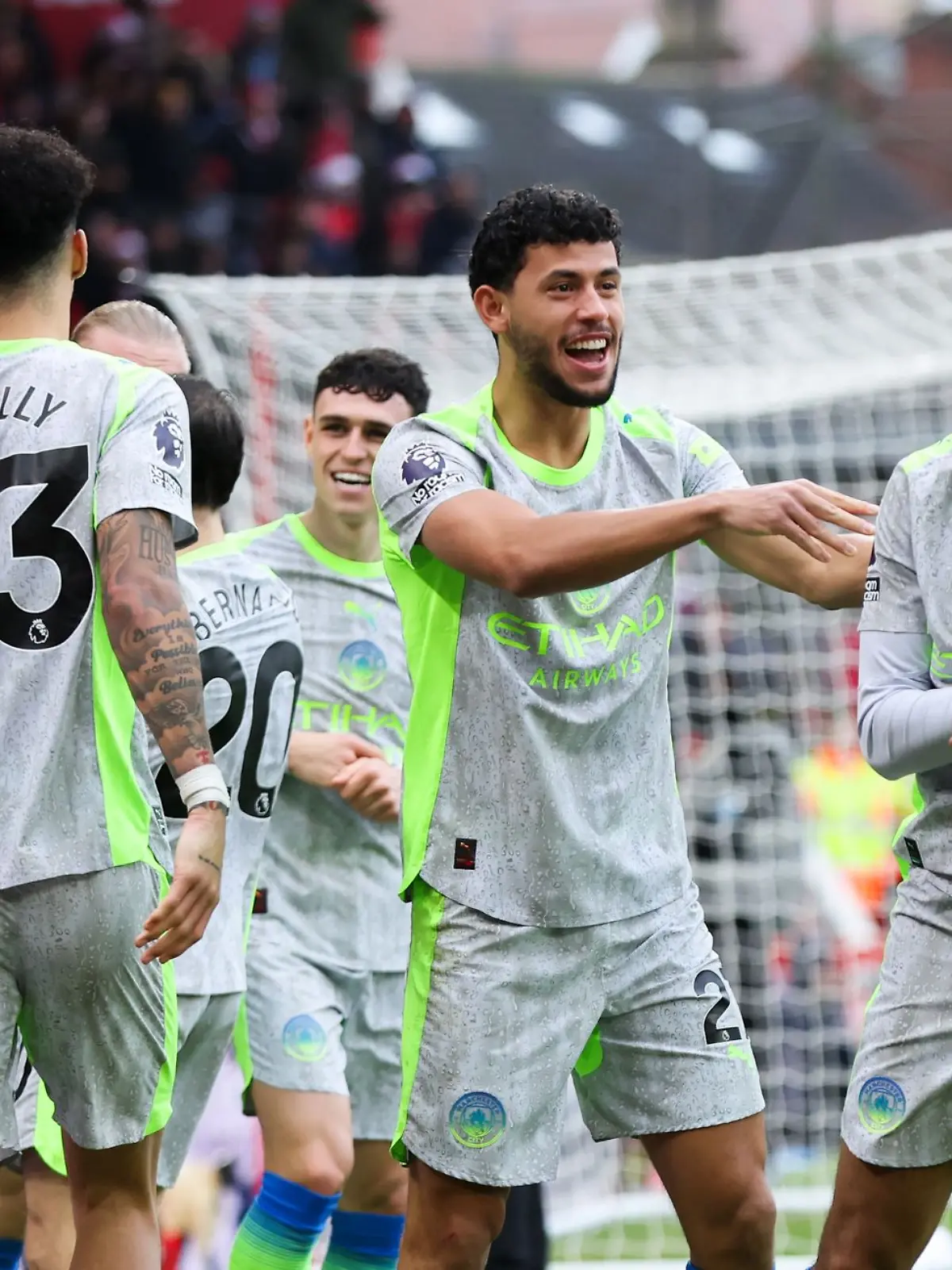 Bild zu: "Man City nach Sieg gegen Nottingham vorerst Tabellenführer"