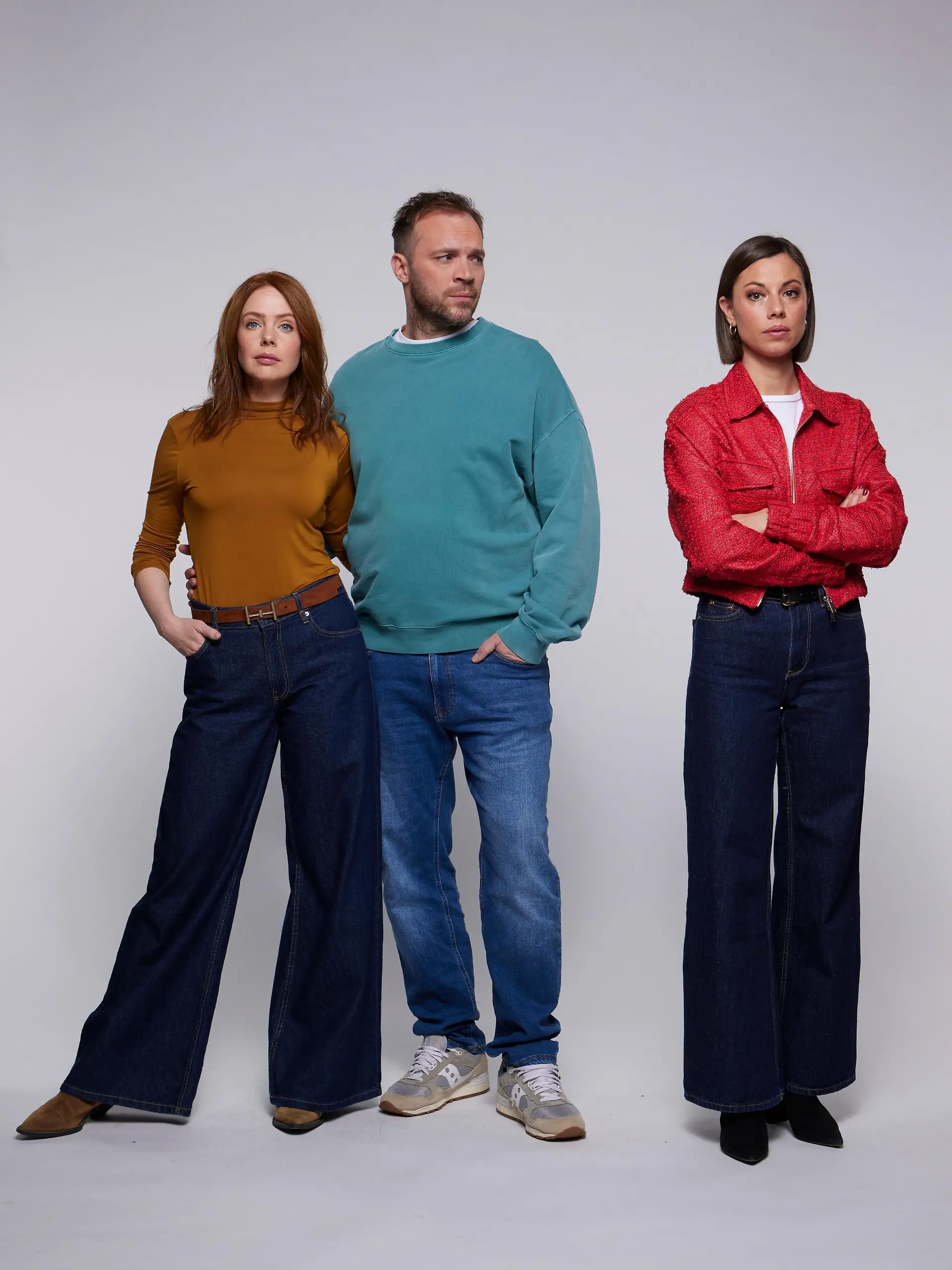 Olivia Marei als „Toni Ahrens” (l.), Patrick Heinrich als „Erik Fritsche” und Anna-Katharina Fecher als „Matilda Gerner” 