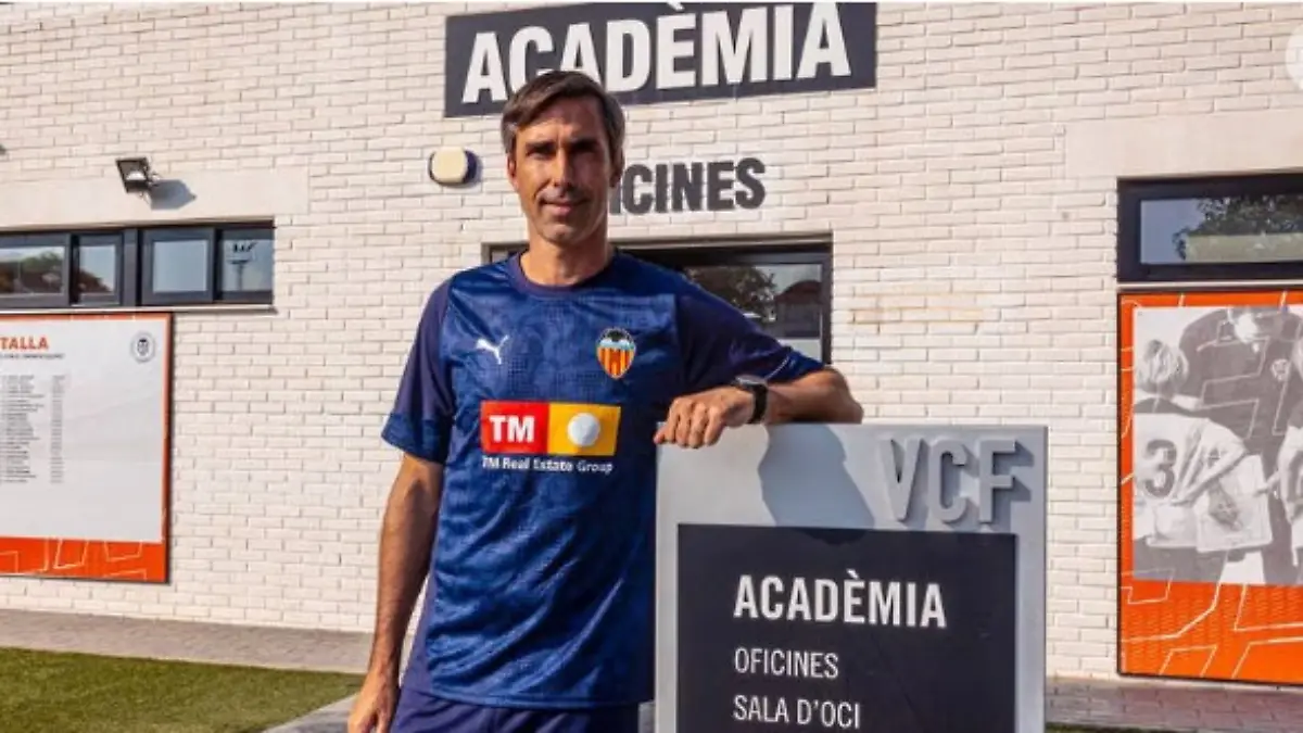 Fußballtrainer Fernando Martín Carreras