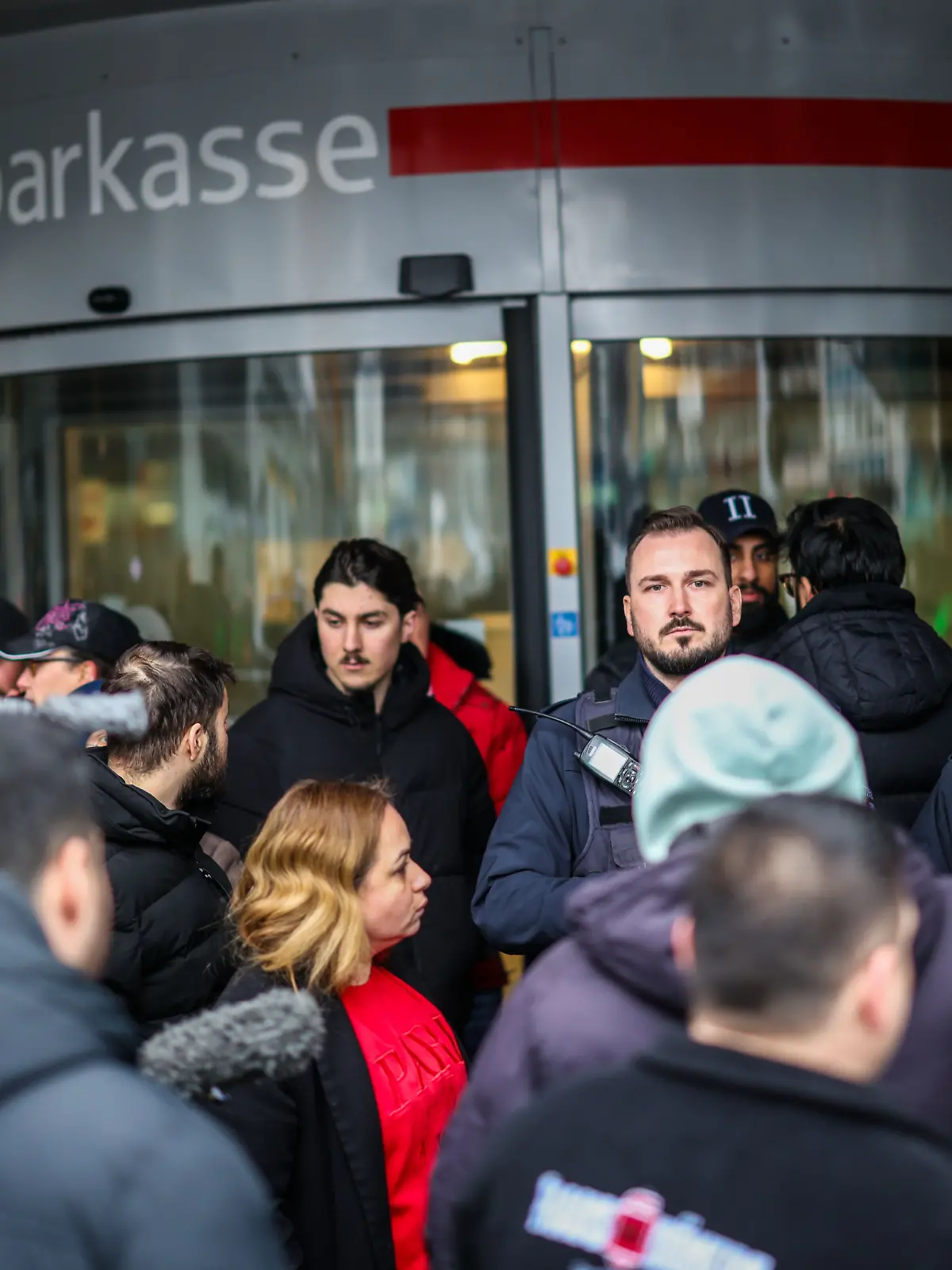 Nach Bankeinbruch - Tresorraum mit Bohrer aufgebrochen