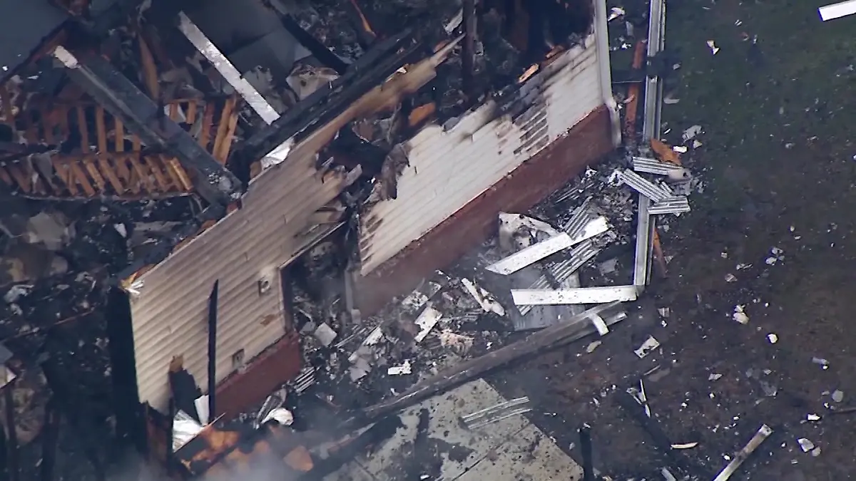 Von Denny Hamlins Zuhause ist nach dem Brand nahezu nichts mehr übrig.