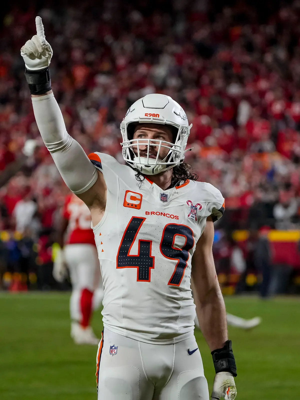 Jubelt Alex Singleton mit den Broncos auch gegen die Chargers? Alle NFL-Spiele in Week 18 bei RTL in TV und Stream im Überblick