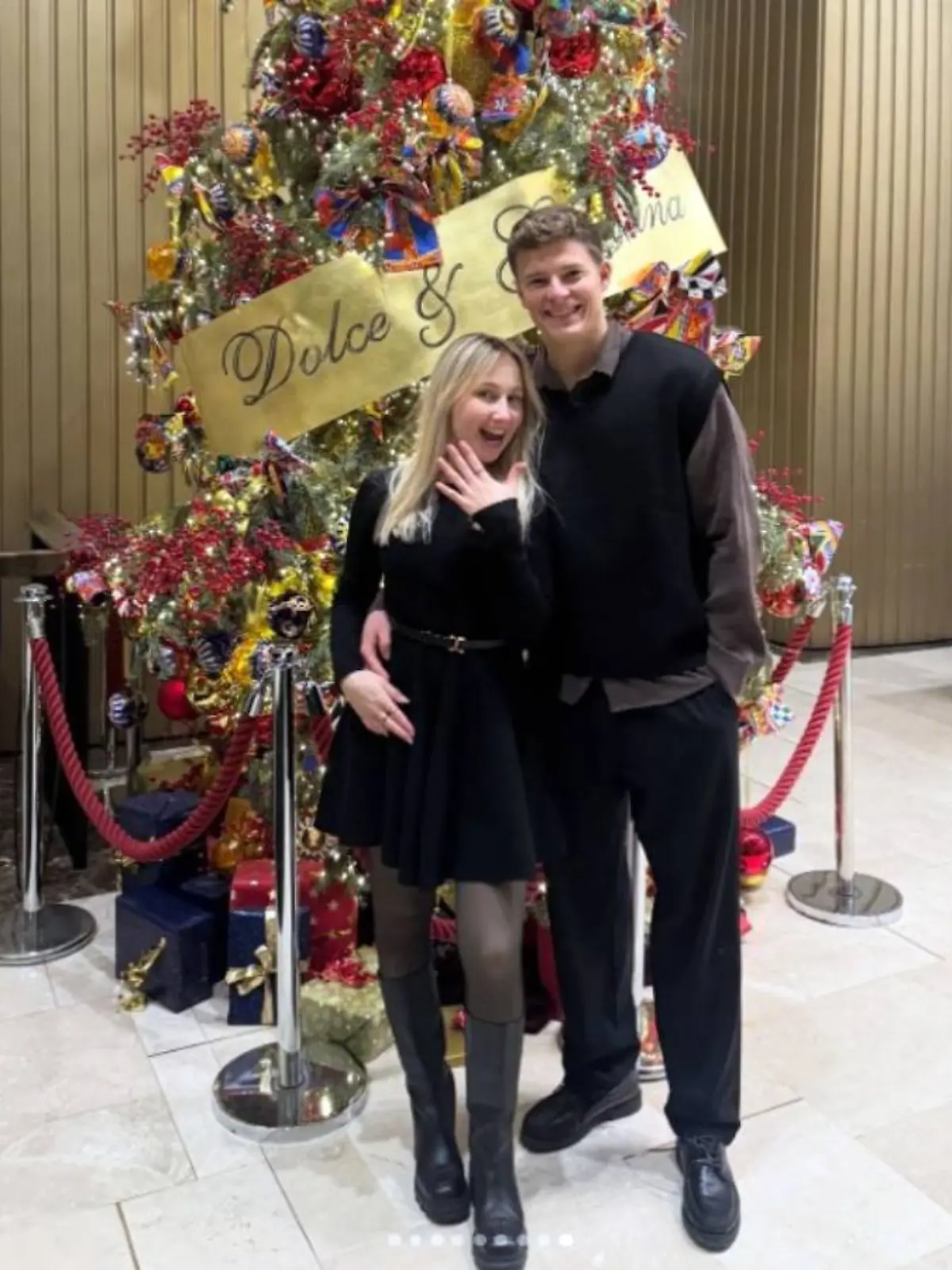 Polina und Finn Dahmen haben sich verlobt. 