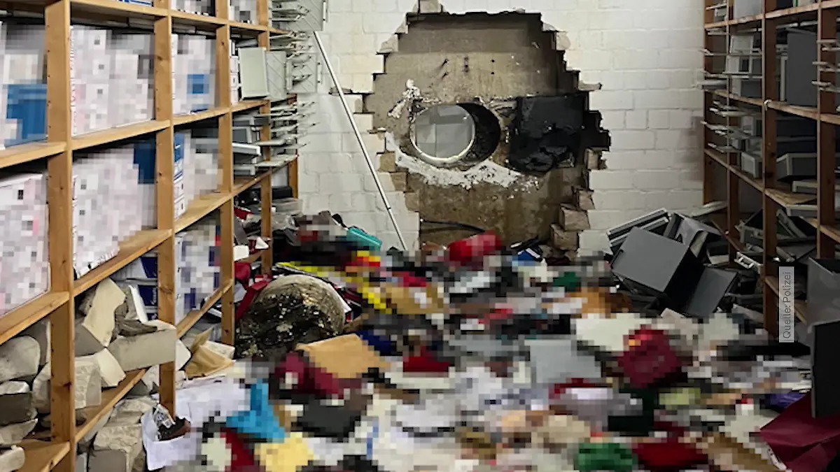 Räuber brechen in Gelsenkirchener Sparkasse ein – 30 Millionen Euro Schaden Großteil der Kunden betroffen